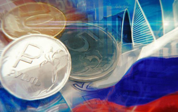 Аналитики рассказали, как ослабевший рубль повлияет на вклады и кредиты