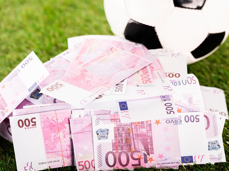 Из самых дорогих футболистов мира составили символическую сборную