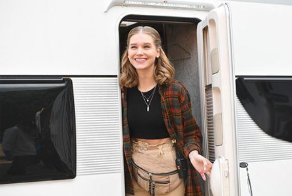 Кристина Асмус пожаловалась на травлю из-за коронавируса