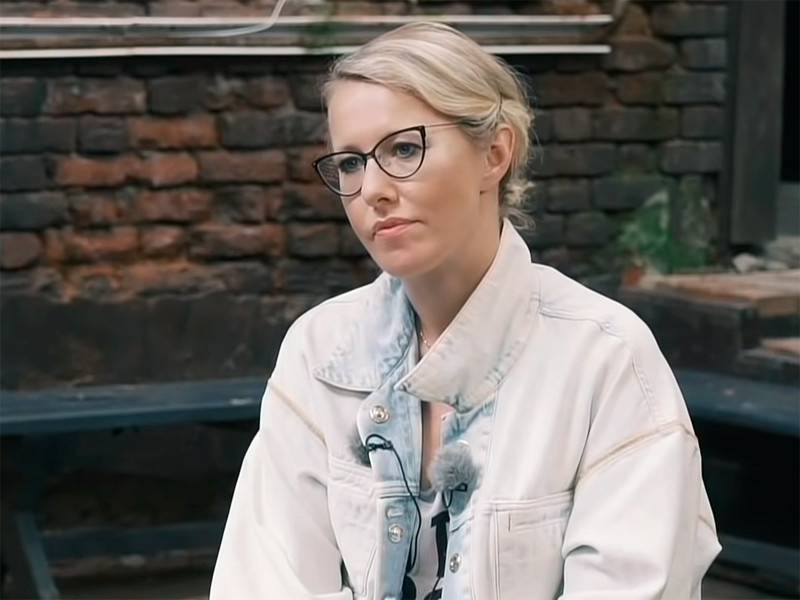 Ксения Собчак рассказала об угрозах отрезать ей голову за пост в поддержку Макрона