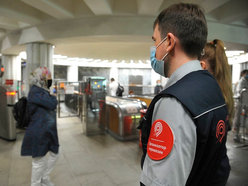 Пассажиров без масок и перчаток в московский транспорт пускать не будут