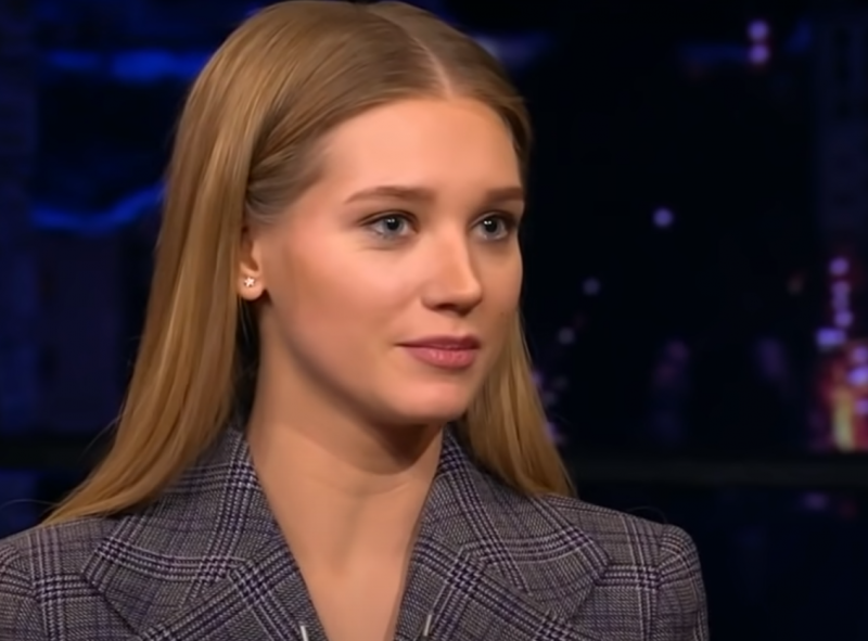 Режиссер Учитель отреагировал на слухи о романе с Кристиной Асмус