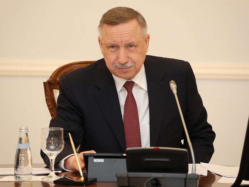 Губернатор Петербурга: уровень заболеваемости в городе - критический