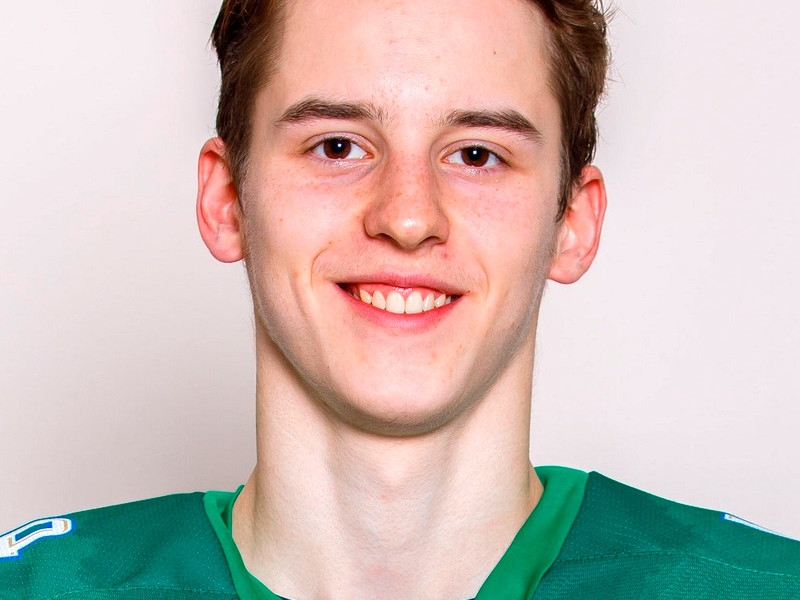 Хоккеист поблагодарил Третьяка за вызов в сборную России и пообещал президенту ФХР шоколадку