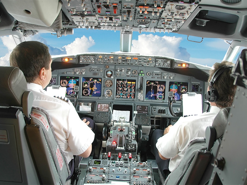 РБК: пилотам в РФ придется садиться "вслепую" из-за того, что данные десятков аэропортов не внесли в новую схему полетов