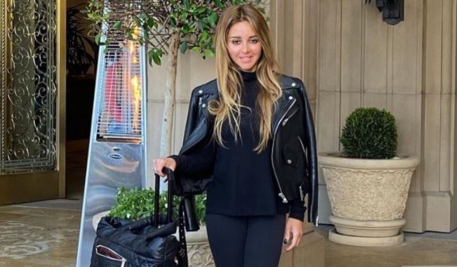 Жена Александра Реввы ответила на слухи о третьей беременности