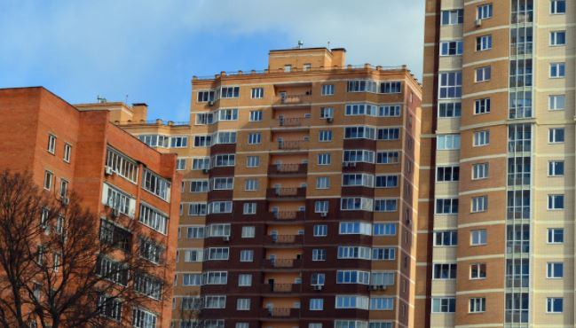 Аналитики оценили вероятность дальнейшего роста цен на жилье в России