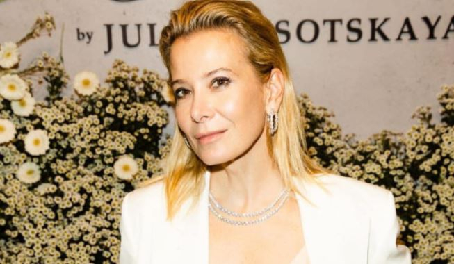 Юлия Высоцкая призналась, что жалеет о несделанных уколах красоты