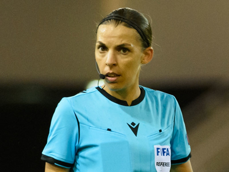 Матч Лиги чемпионов впервые в истории доверили судить женщине
