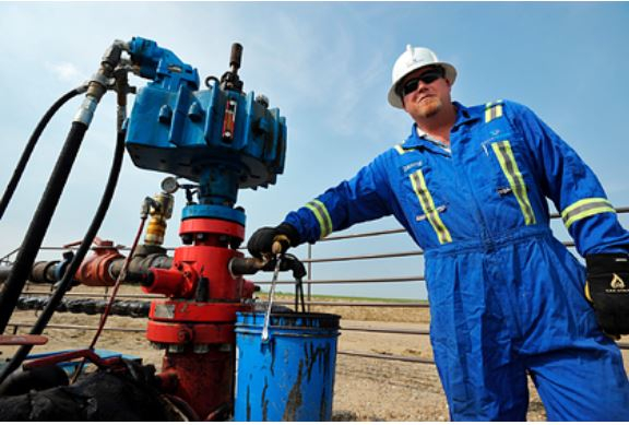 Миру предрекли низкие цены на нефть