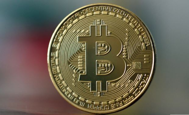 Названы причины возможного обвала биткоина