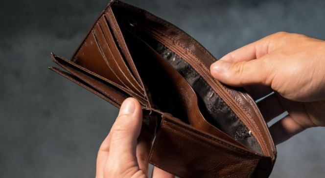 Пандемия привела к сокращению зарплат по всему миру