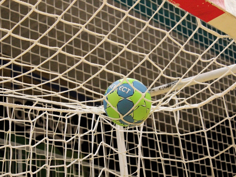 Российские гандболистки продлили победную серию на чемпионате Европы