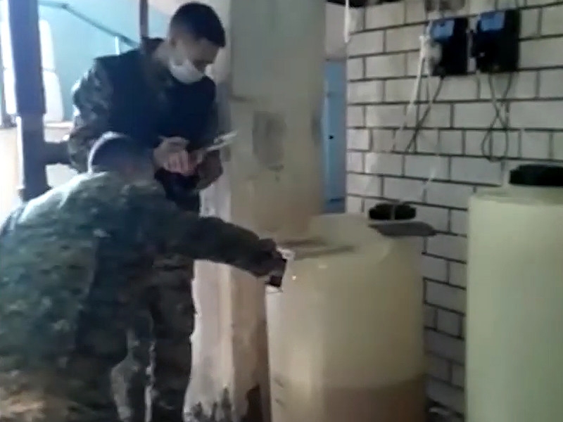 В Астрахани более 20 детей попали в больницу из-за отравления хлором в бассейне