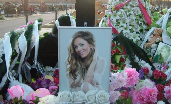 Друг Началовой раскрыл правду о «тайном ребенке» певицы