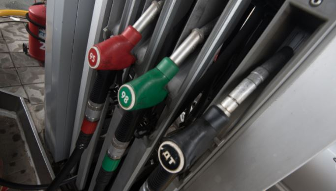 Россиян предупредили о резком подорожании бензина в январе