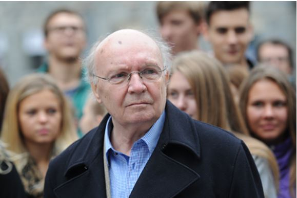 Звезда «Иронии судьбы» выступил против показа фильма каждый год