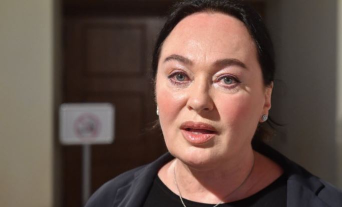 Раскрыт размер пенсии ведущих «Давай поженимся» Гузеевой и Сябитовой