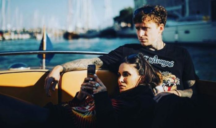 Жена Павла Мамаева объявила о разводе