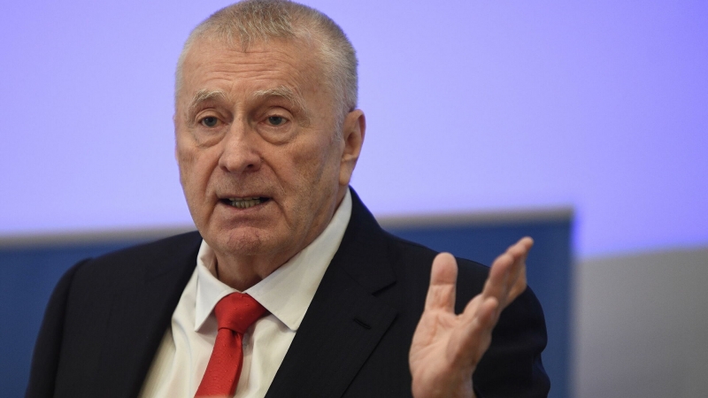 Жириновский призвал спокойнее относиться к выставке "Мир тела"