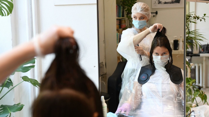 Названа самая вредная для волос прическа