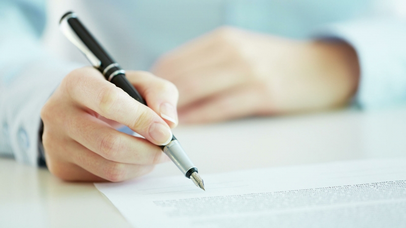 Опрос показал, кого россияне считают самыми грамотными