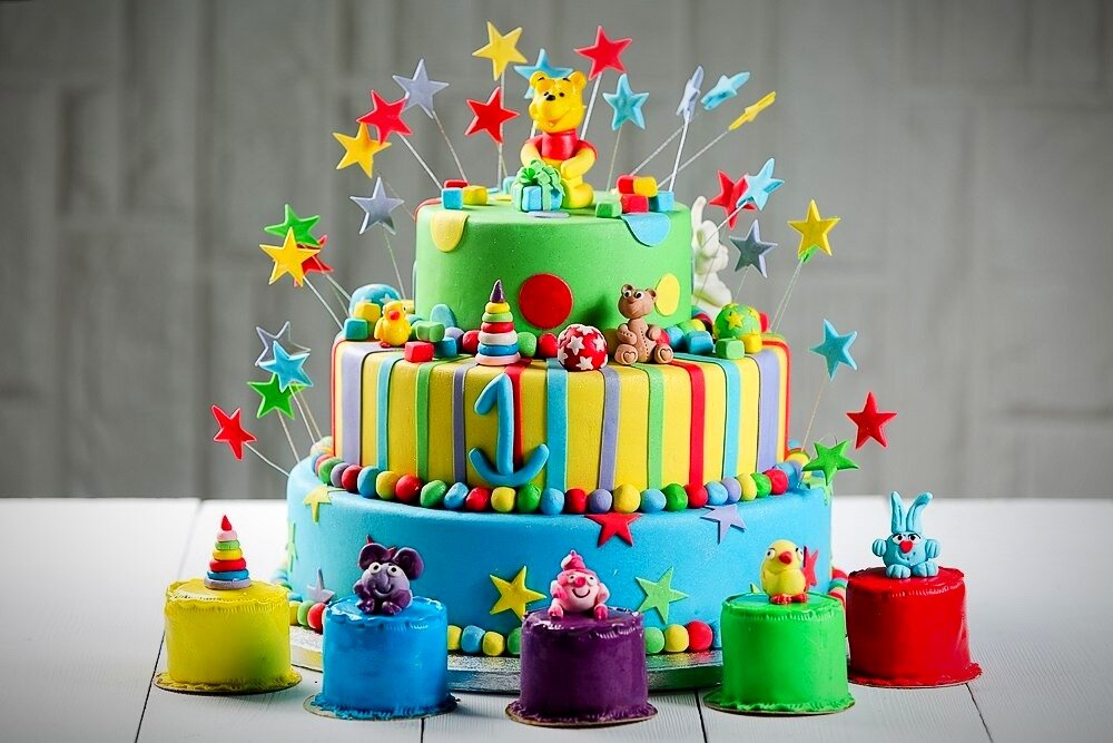 Красивый торт для детского праздника