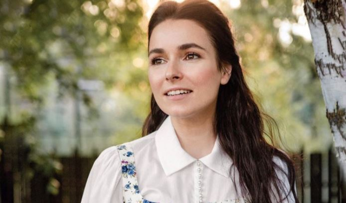 Телеведущая Ирена Понарошку посадила на диету 10-летнего сына