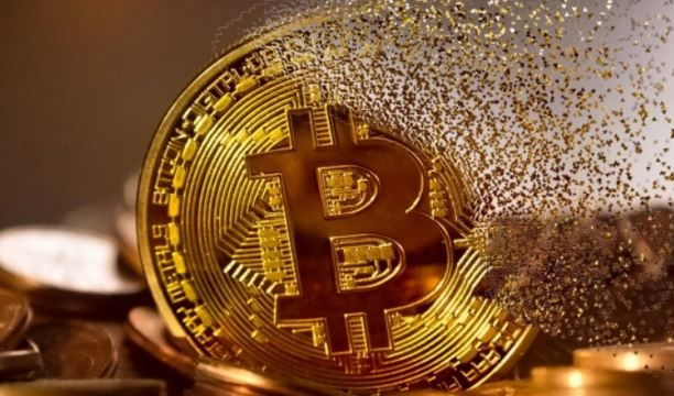 Майнеры биткоина заработали в апреле фантастическую сумму