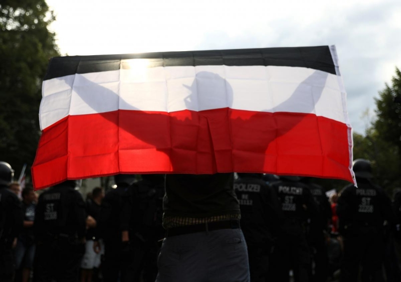 Германия высылает из страны двух российских дипломатов