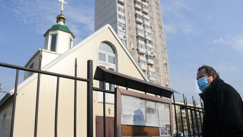 В Госдуме хотят разрешить посещать храмы без QR-кодов