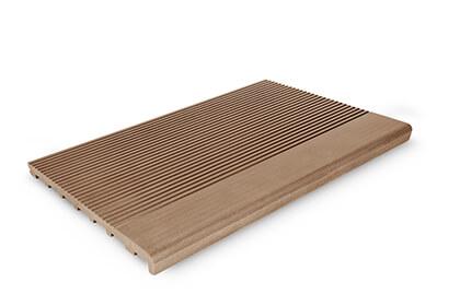 Ступени из ДПК: главные преимущества