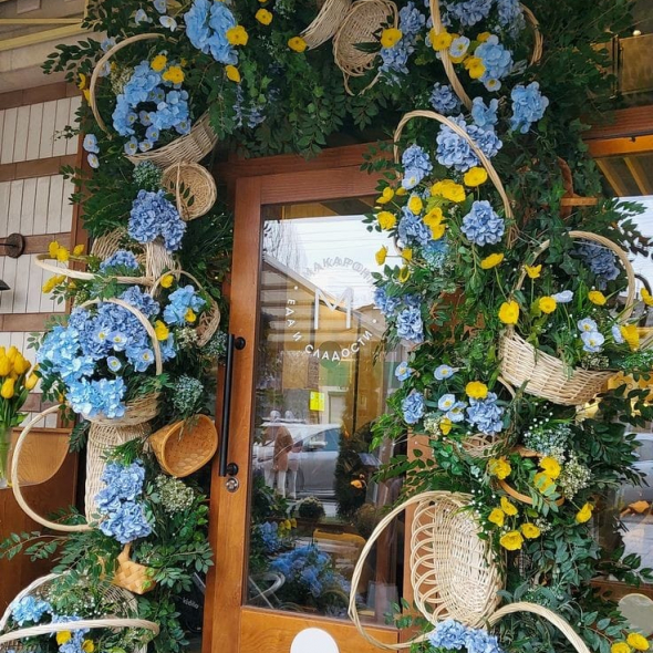 Входная группа как визитная карточка: Почему стоит доверить оформление профессионалам