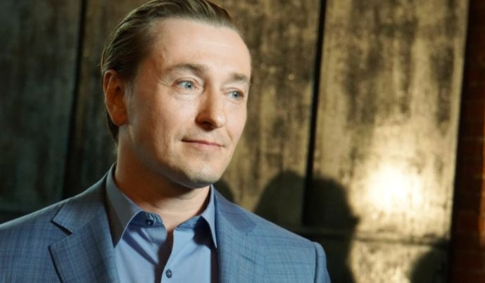 Дюжев рассказал, что Безруков перенес сердечный приступ на сцене