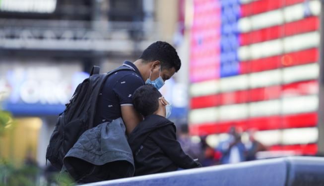 Крупнейшие американские компании процветают на фоне гибели малого бизнеса