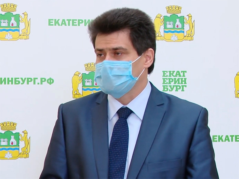 Мэр Екатеринбурга: "Пассажиров без масок нужно выталкивать из автобусов"