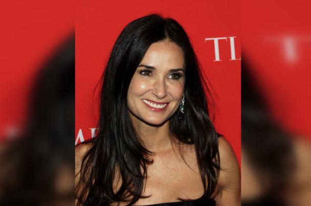 Названы звездные диеты, которые сохраняют молодость и стройность