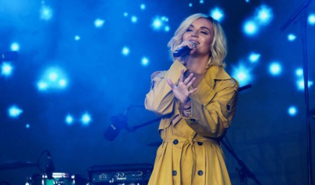 Новый избранник Полины Гагариной оказался женатым должником