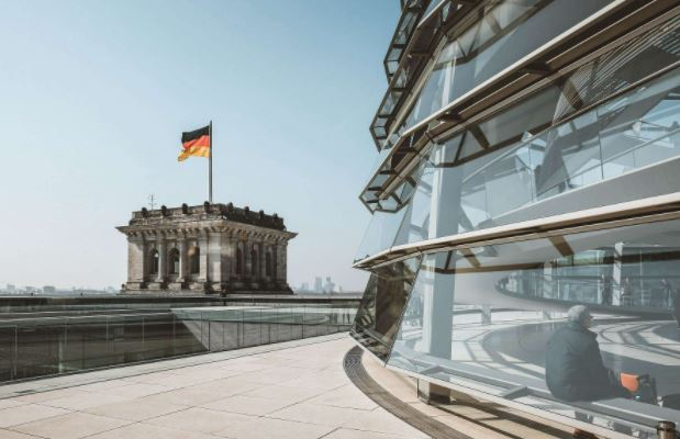 Россия и Германия могут договориться о новом порядке оплаты поставок газа