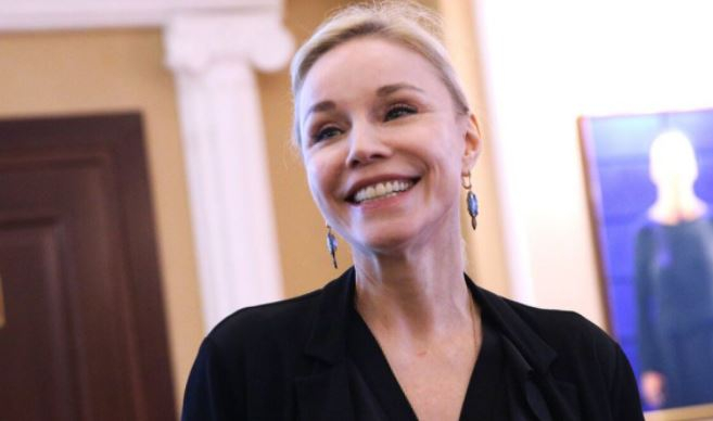 Вдова Табакова ответила на слухи о госпитализации